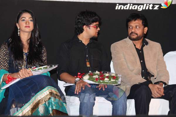 Vijay - Puneet Unveil 'Mugamoodi' Audio